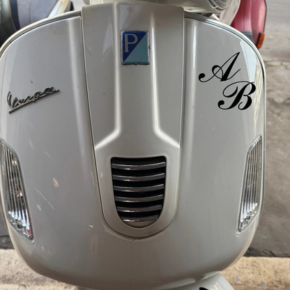 LETTERE ADESIVE PERSONALIZZATE VINILE SCOOTER MOTO AUTO 2 LETTERE A PIACERE