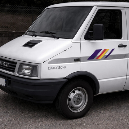 Adesivi compatibili per Iveco daily coppia lato destro e sinistro vari colori