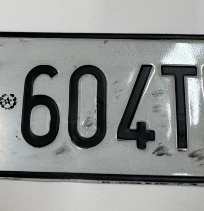 LETTERE E NUMERI ADESIVI PER TARGA AUTO POSTERIORE RESISTENTE ALL’ESTERNO